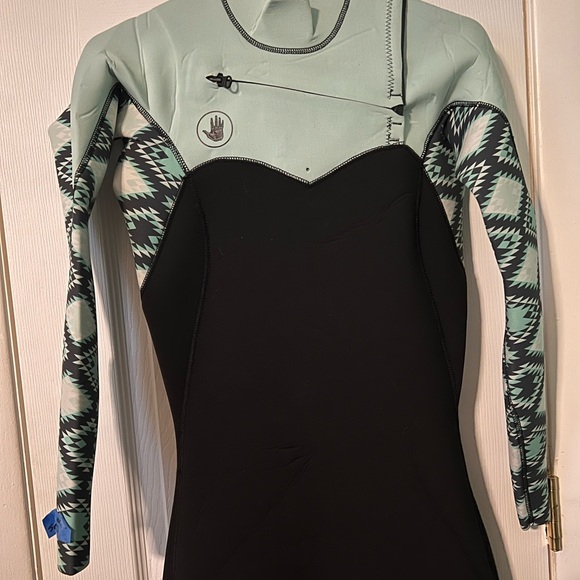 Women’s Body Glove Stellar Wetsuit size 9/10 - Picture 3 of 9